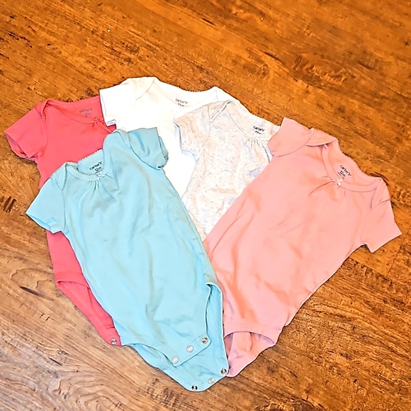 Carter's Other - NWOT 12 Months Onesies Bundle 5 Pcs